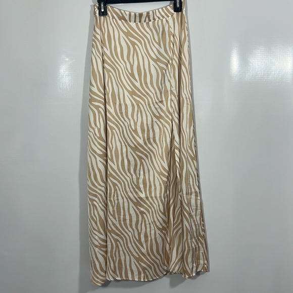 SINCERELY JULES SEXY SKIRT SIZE M - Picture 4 of 11